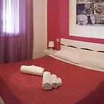 Eloisa 公寓式酒店