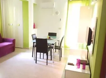 Hotel apartamentowy Eloisa *