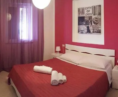 Eloisa Aparthotel